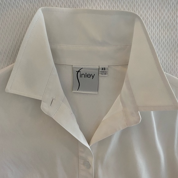 white blouse with fun ruffle sleeves by FINLEY - Picture 1 of 5